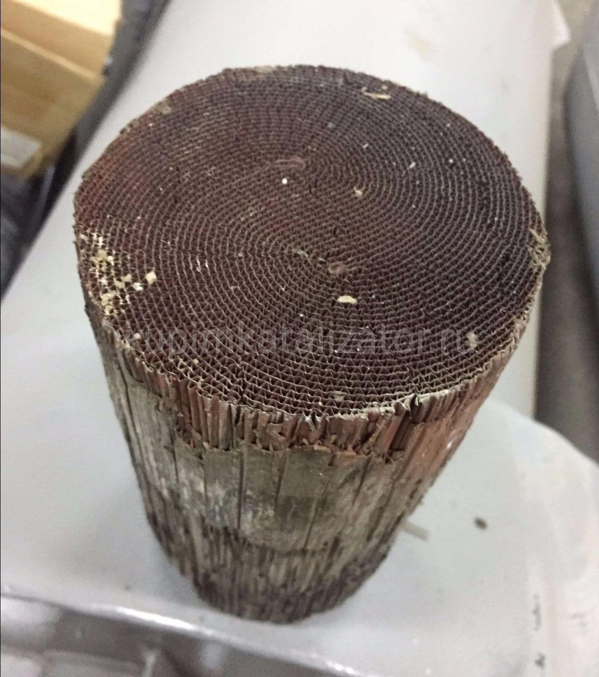 Извлечённый металлический катализатор